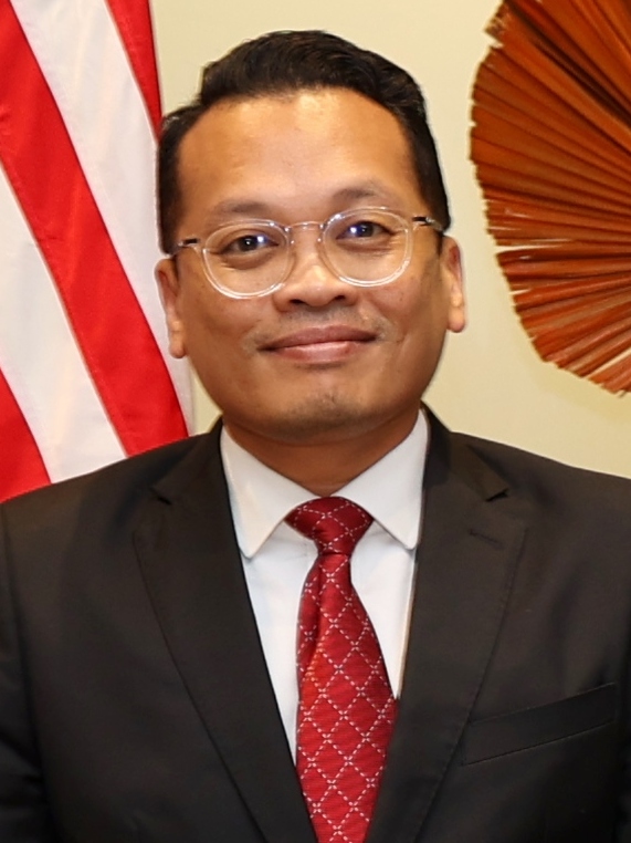 Y.B. Nik Nazmi Nik Ahmad